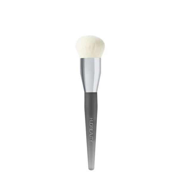 Huda Beauty Build And Buff Foundation Brush